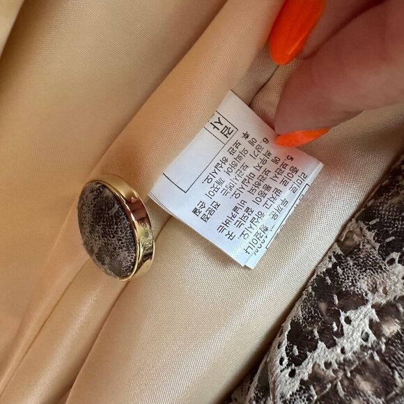 Alpaca Trench Coat Animal Print Vegan Leather Belted Waist Mob Wife Medium - Picture 14 of 14